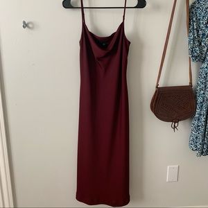 BANANA REPUBLIC: Slip Silk Dress (Maroon)